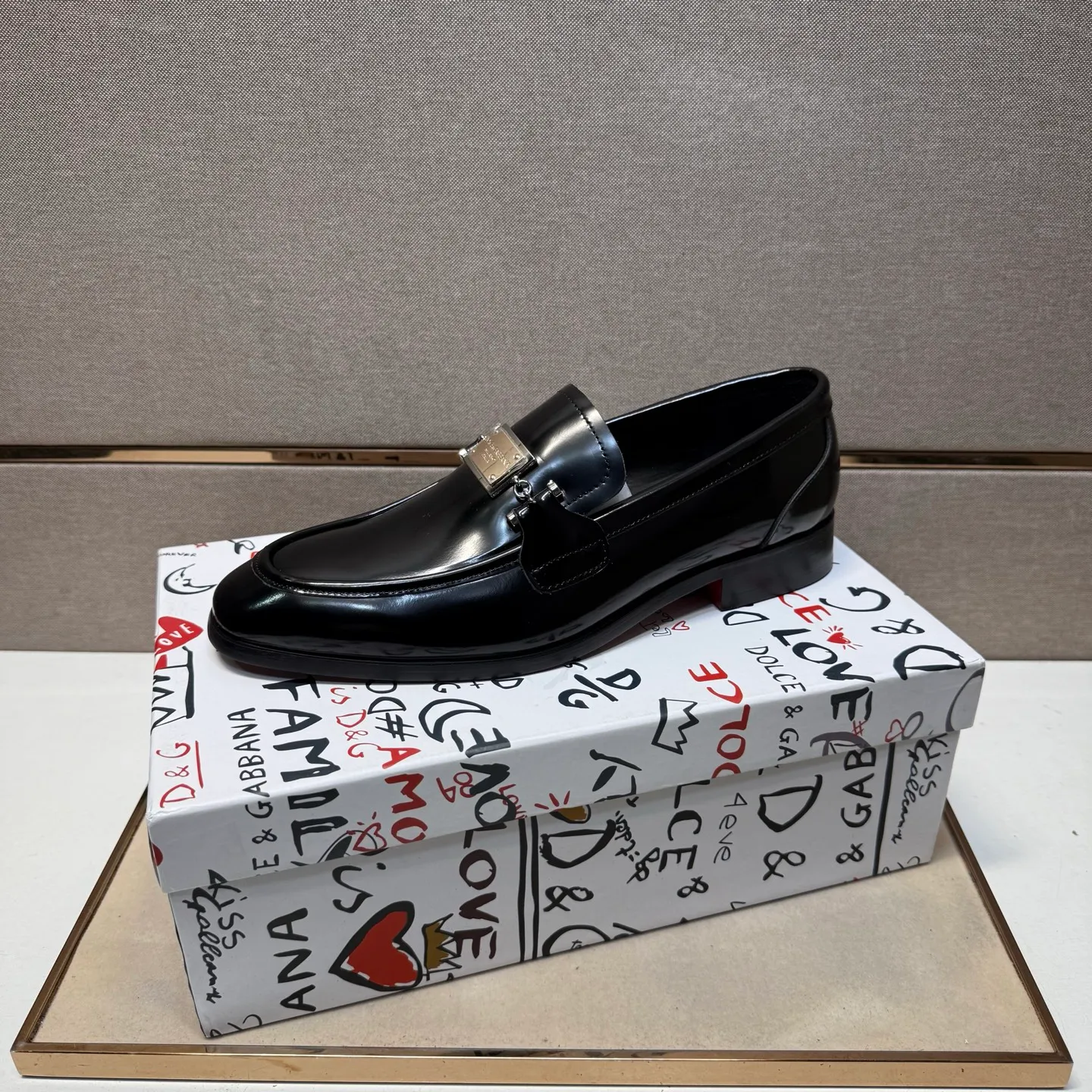 Men's men's shoes 💰pp520【DG～】Men's casual formal leather shoes 2025z cabinet sales simultaneously 🔶Size: 38-44#️⃣ 🔷3 colors🔜The upper is made of cowhide stitching ➕Cowhide lining, comfortable and breathable, sole: original comfortable, wear-resistant and non-slip outsole, ⚠️real thing📱photographed🎬real thing is better📢📢📢